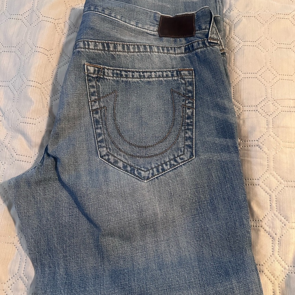 True Religion Men’s Light Blue Relaxed Jeans with Signature Back Pocket